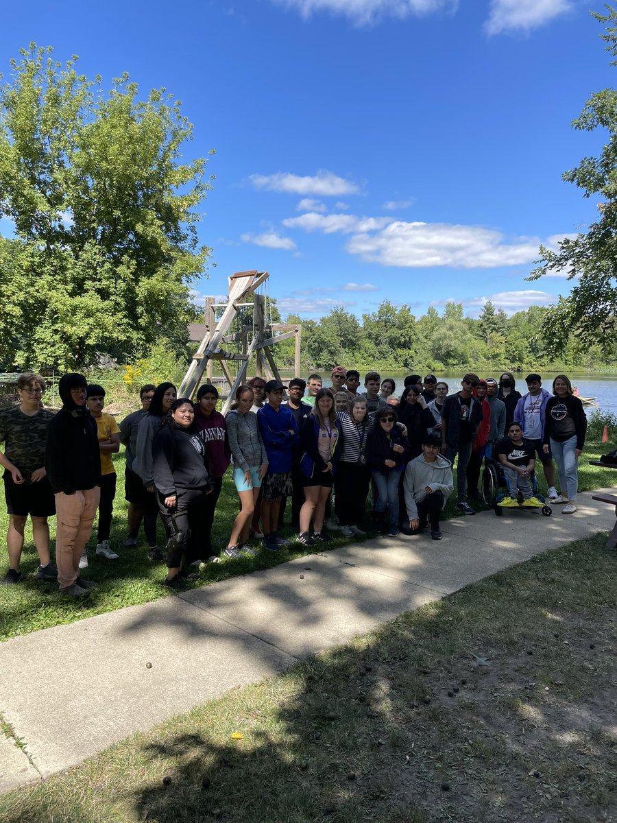 ms_nebelRMHS's tweet photo. Another day well spent at @SunriseLakeOEC 😎☀️ so many smiles, laughs, and new experiences for our students! @RMHSMUSTANGS https://t.co/YQPjSZMneb