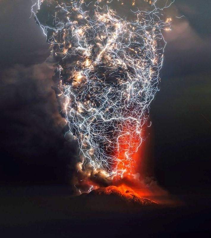 The Spectacular Phenomenon of a Lightning Tornado