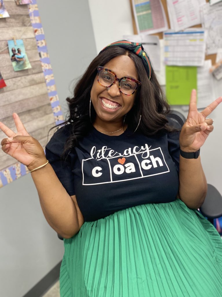 AngieFMorrison's tweet photo. This is the [beautiful] face of the Brilliance in the Building and T🍏S #AmazingtotheCore 
@TCSBoardofEd @TheCurvyMom2 #ChooseJoy @TCSSkyland https://t.co/5uPBgYD1Vf