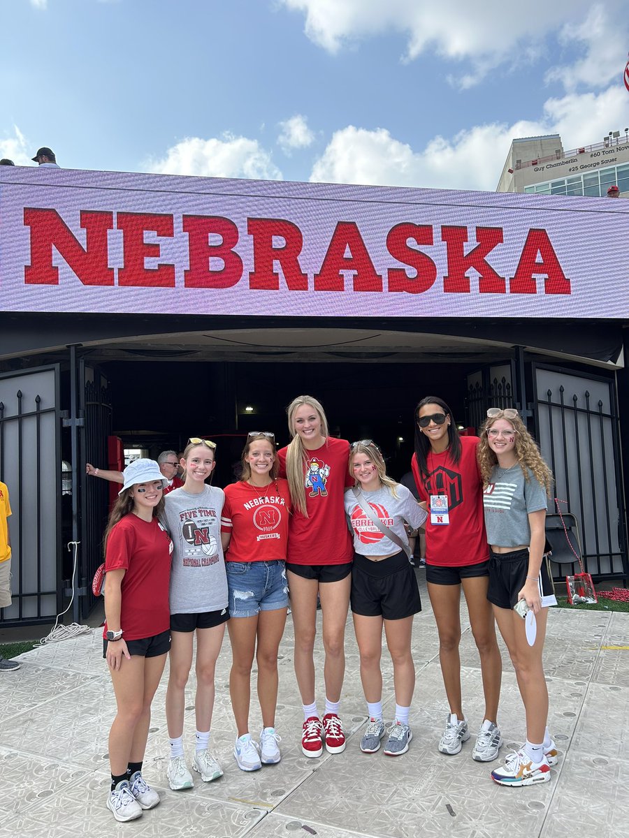 husker game day ❤️🤍 #huskers