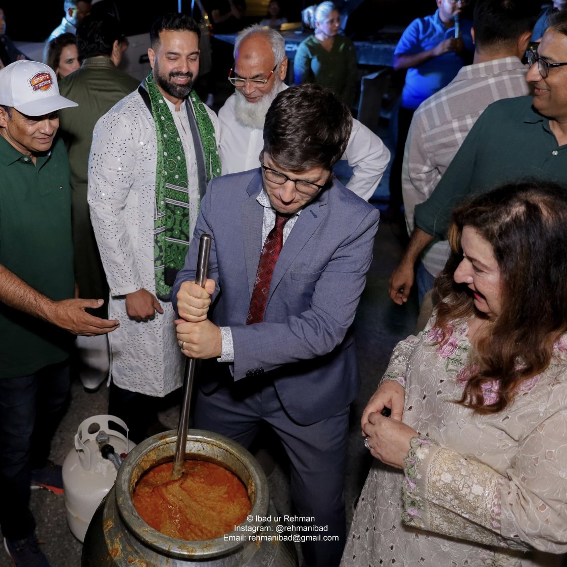 GarnettGenuis's tweet photo. I recently attended @CanPakNarrative's annual Haleem Night and Pakistani Independence Day celebration. Many thanks to their dedicated team and the community members who made it a night to remember! #HaleemNight #PakistaniIndependenceDay #Canada #Pakistan 🇨🇦🇵🇰 https://t.co/hVAPq2kJlk