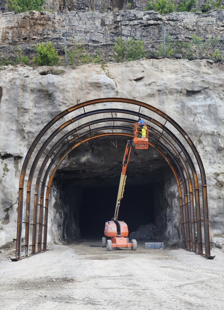 GMSMineRepair's tweet photo. Steel set install at limestone mine ⚙️ We deliver top-notch results with a can-do attitude. Getting the job done right, every time. 
  
#gmsminerepair #mininglife #limestonemining #limestone #mining #team https://t.co/SYvn9wJ8La