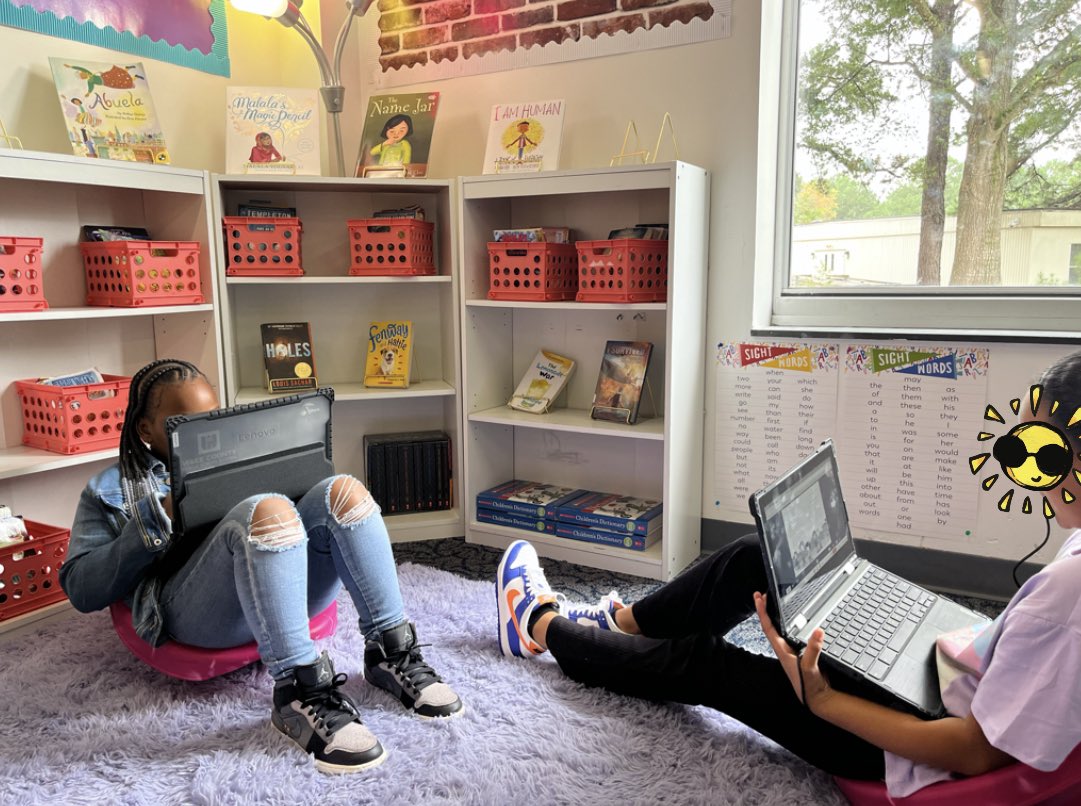 There’s something completely magical about a quiet corner in any classroom at KES! #GoKnightsChargeOn 💙