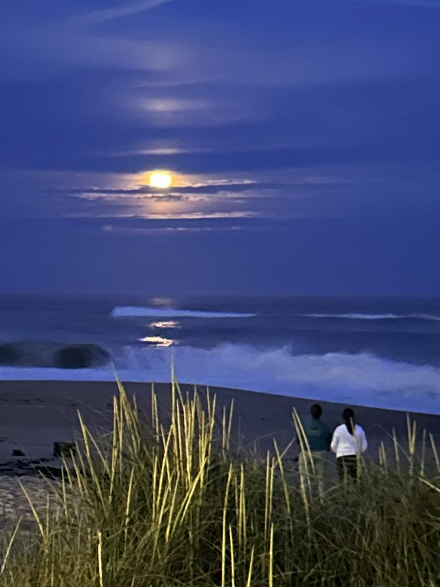 Blue Moon Main Beach East Hampton