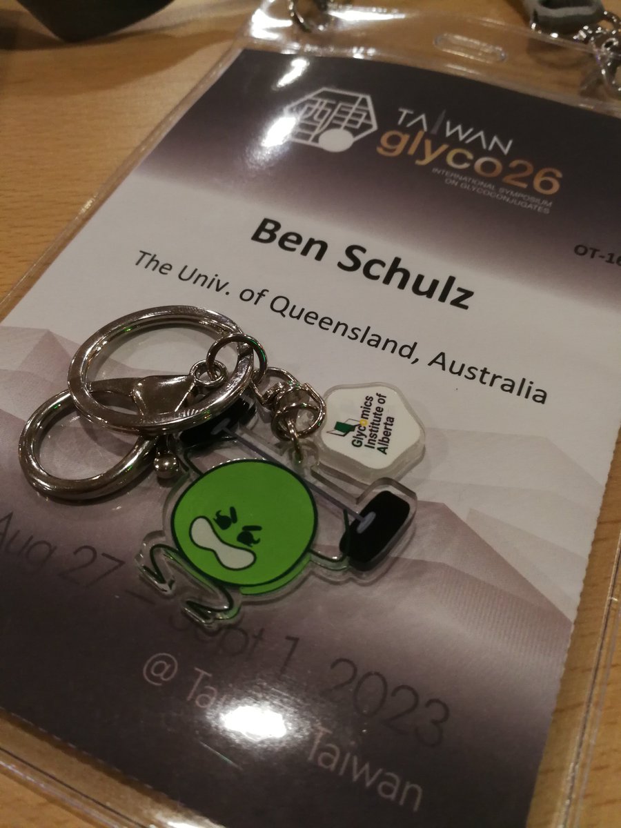 bnschlz's tweet photo. So excited about my #mannose 💚🏋️‍♂️ #glycogang keychain! Thank you so much @glycocode 😊 #glycotime #glyco26 https://t.co/AXSw8tRWm0