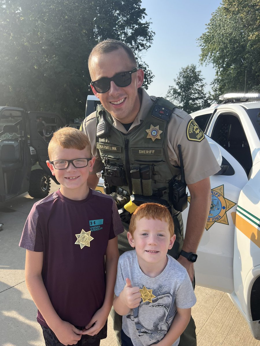 We participated in the ‘Touch-A-Truck’ event held in downtown Orange City this evening.  We had a great night interacting with kids (and think we maybe even found some future deputies 😊🚔!!) 

Children were able to meet deputies, sit in our vehicles, and the most popular, meet