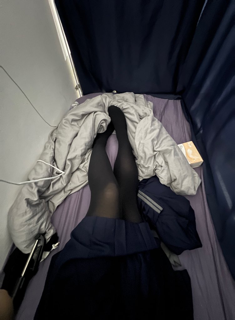 #女装 #伪娘 #萌新 冒着社死风险拍了张照片QWQ