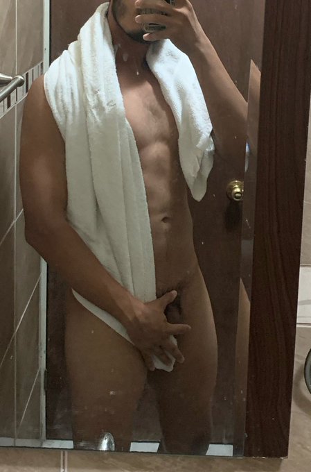 I felt so hot that day 😈 There&rsquo;s better pics in my of https://t.co/z5b853QdbB