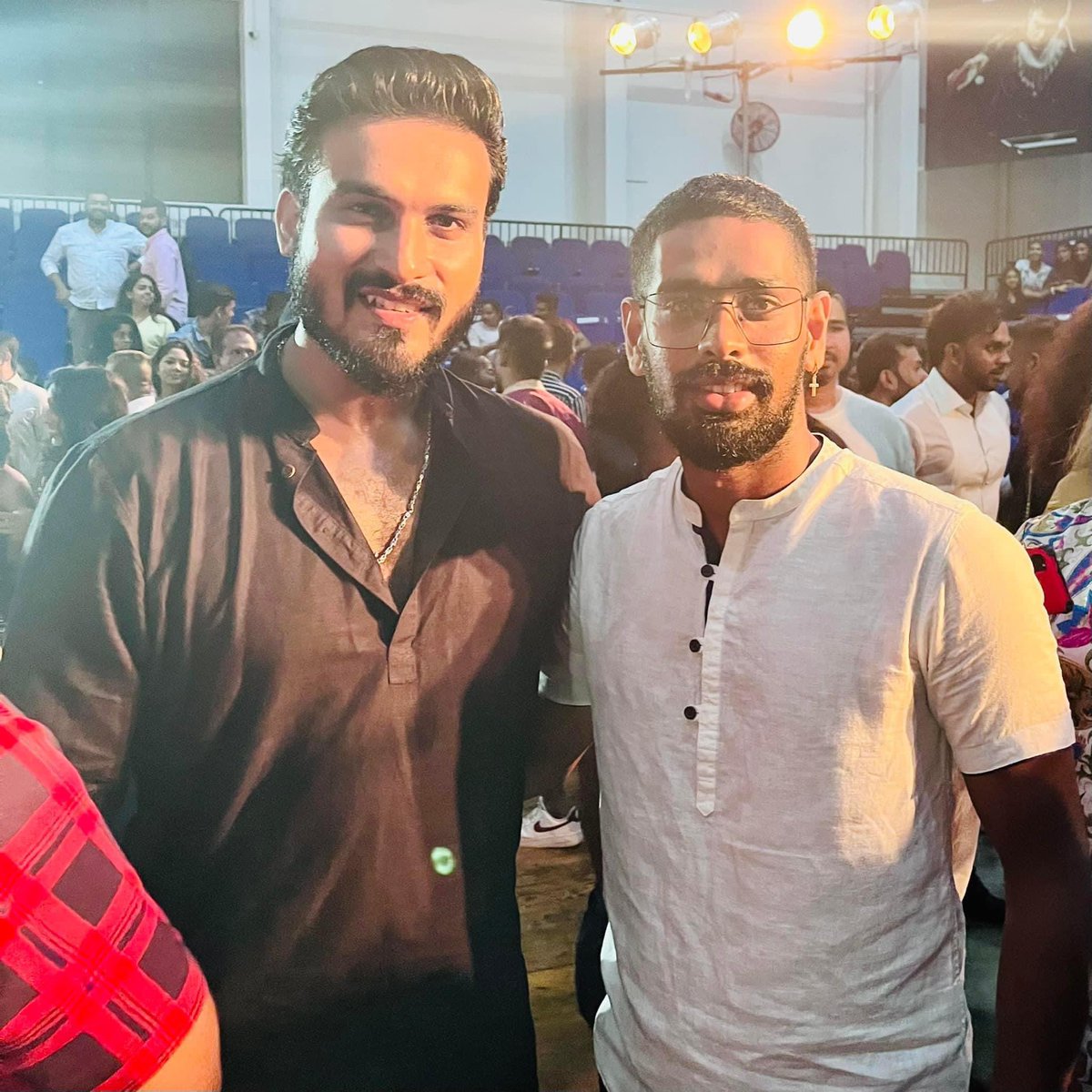 thisis_singhe's tweet image. "තාන හැන්දෑව 2023” by Gayan Srimal
#dancingshow #beautifulevening #goodtimeswithgoodpeople #specialevent #nighttoremember #celebrities #madeinsrilanka #happyfaces #lifeofadventure