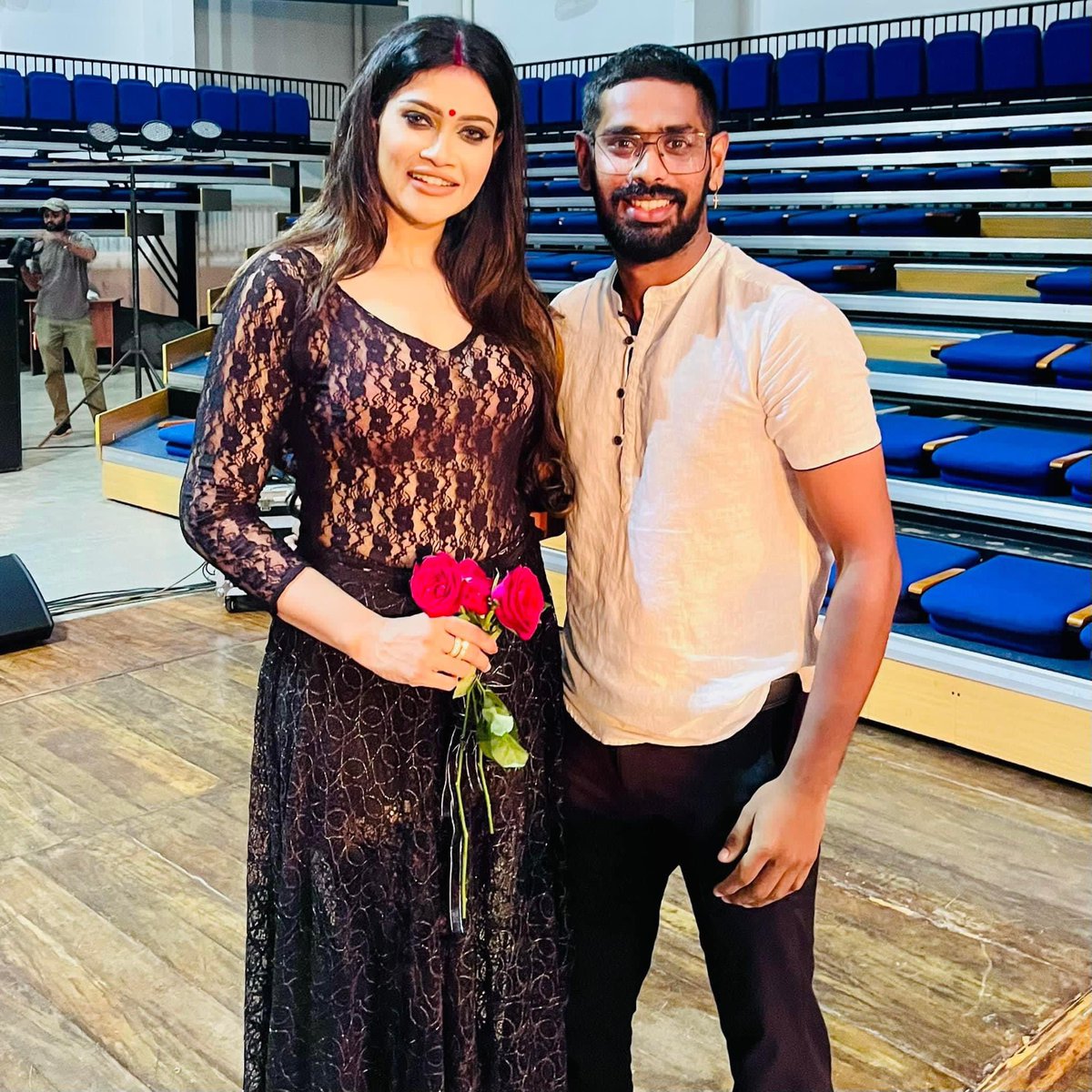 thisis_singhe's tweet image. "තාන හැන්දෑව 2023” by Gayan Srimal
#dancingshow #beautifulevening #goodtimeswithgoodpeople #specialevent #nighttoremember #celebrities #madeinsrilanka #happyfaces #lifeofadventure