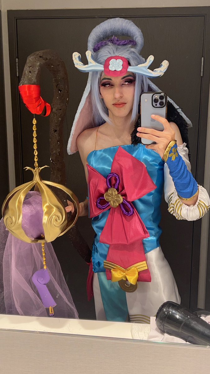 Hachi-ka tweet media