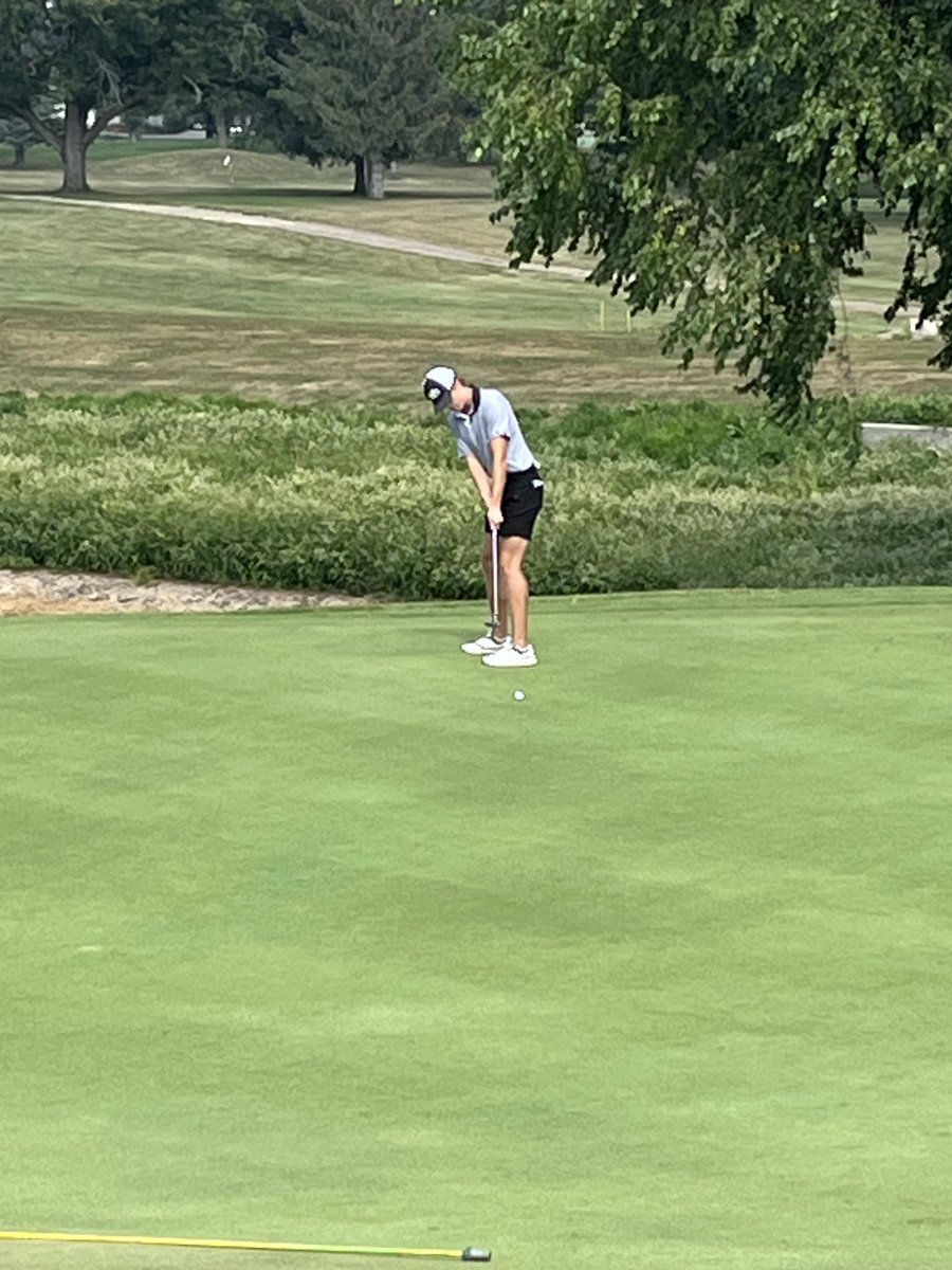 JV splits with Norwalk <a href="/golfwillowcreek/">Willow Creek GC</a> on 8/30. Low Dragons- VanHart (medalist and low again!), Hunt, Peterson, Cramer, and Kalyanaraman. ⛳️🐉