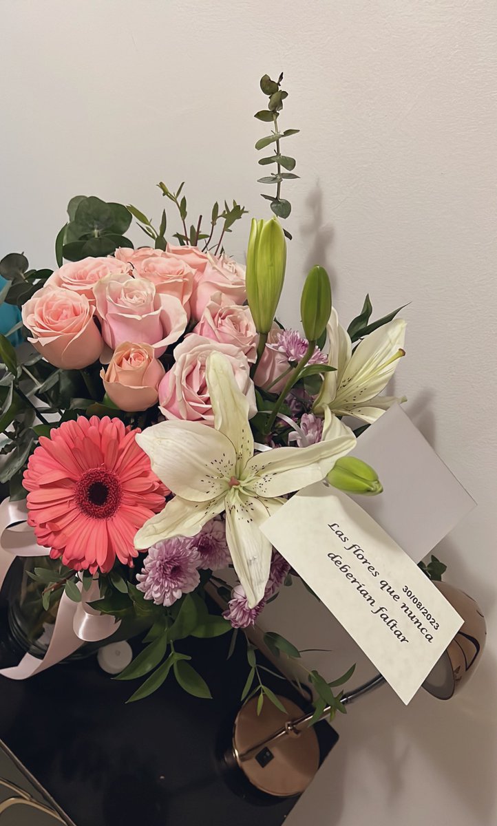 -por que las flores ? 
-y por que no? 
🤍
