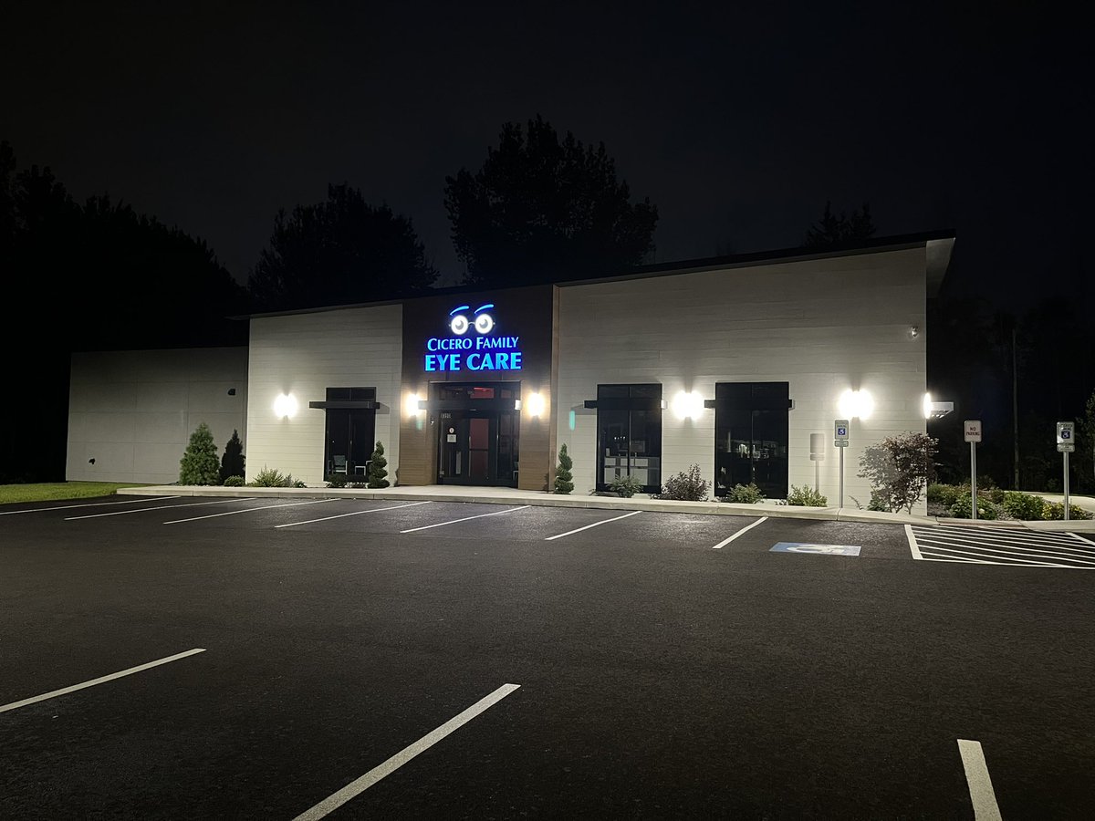 lightguy456's tweet image. Check out the LED Sconces from Lumux Lighting!! WOW!!