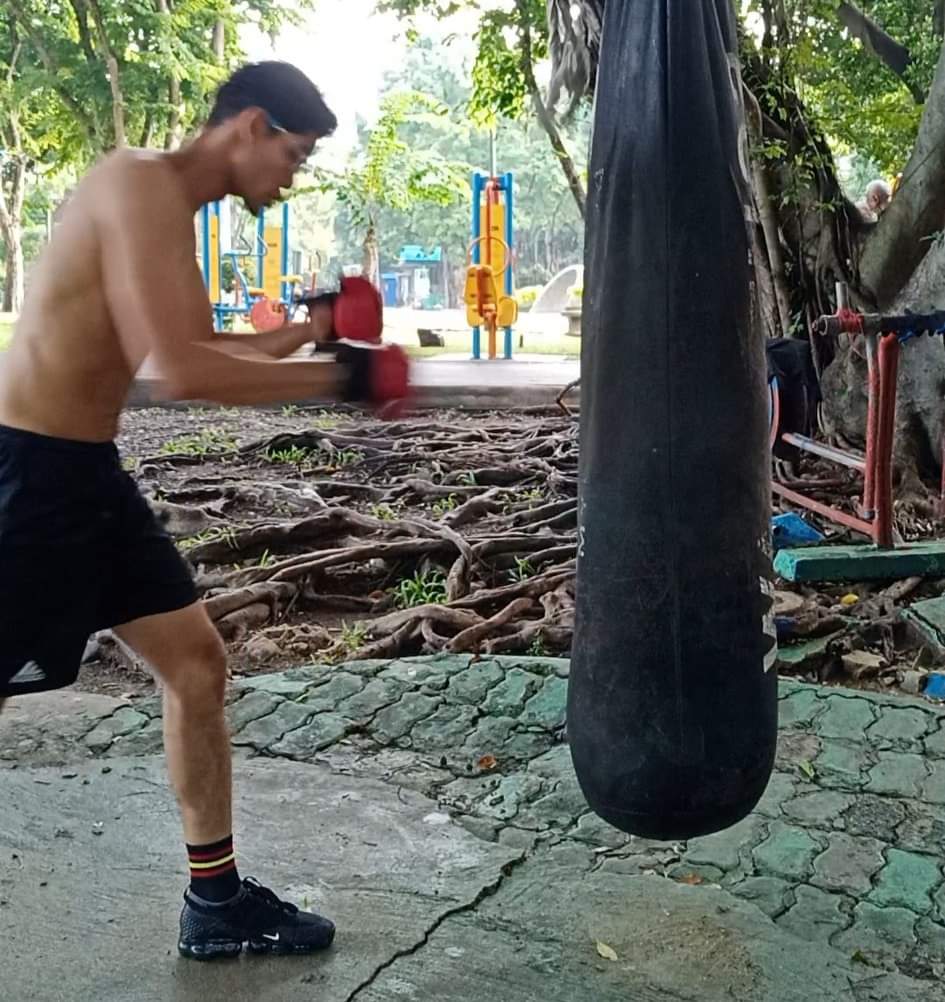 PAIFITT's tweet photo. ฉลองวันเกิดตัวเอง ด้วยการซ้อมมวย
#FitnessMotivation #FitnessModel #นายแบบ #นายแบบไทย #มวย #Boxing https://t.co/7q1IkEALxS