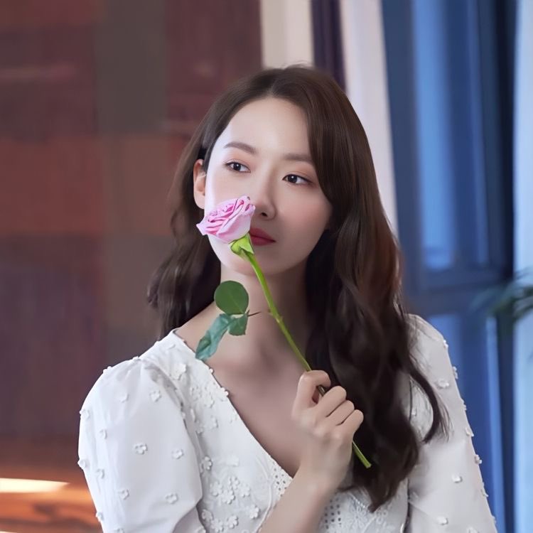 yoonarchived's tweet image. hello i miss you,again😮‍💨❣️
#LimYoonA #YoonA #임윤아 #윤아