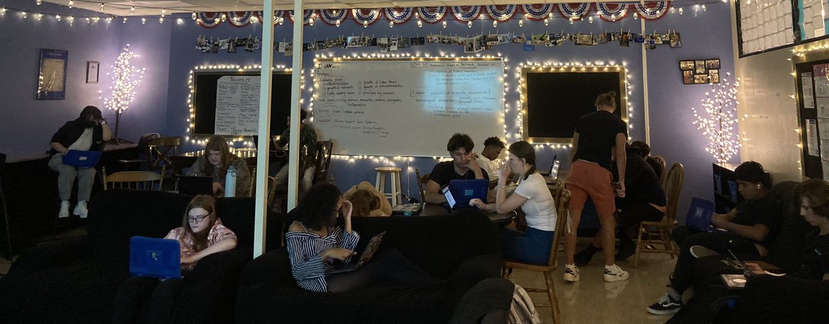 dsoccerstuds's tweet photo. A true representation of Family… I mean my students. My kids working comfortably, diligently, and even helping one another. #TISDFamily https://t.co/MAY6cqAYyo