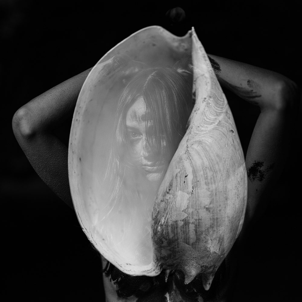 JalaruPhoto's tweet photo. This photographic series explores the intricate interplay between the female form and the weight of history's colonial injustices. Through monochromatic imagery, I aim to capture the burdens, deaths, objects, and punishments that have been inflicted upon First Nation women. https://t.co/SmKlcLnLJ4