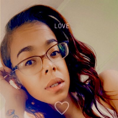 #NewProfilePic #IntuitiveReader #Loveislove #CheckHerOut  🪬🤍