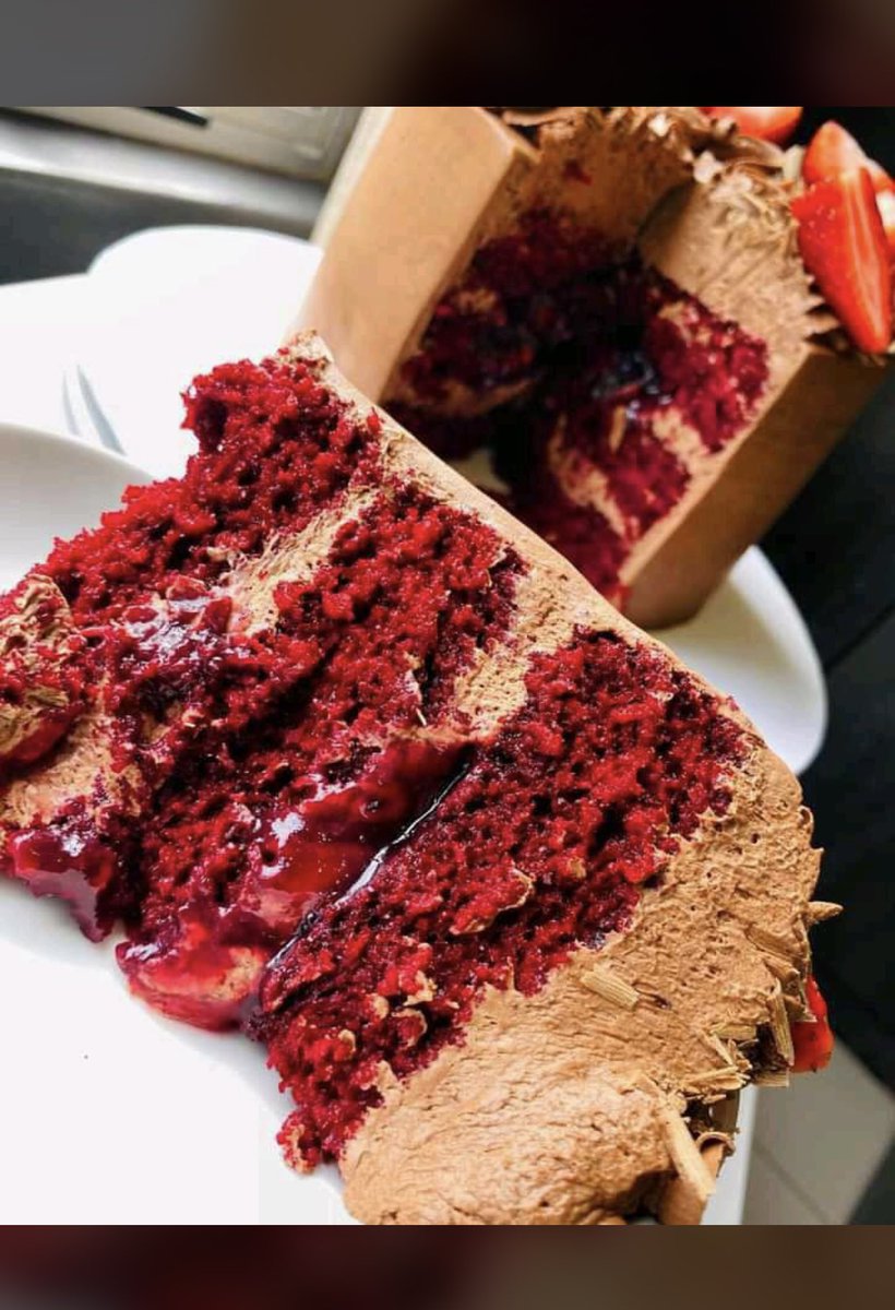 #redvelvetcakes #cakes #bakery #yummycakes