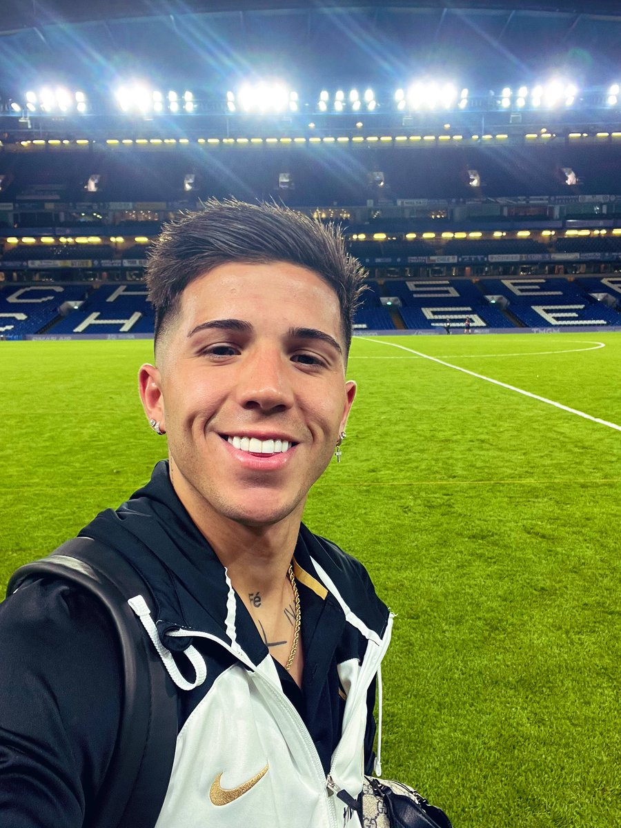Ayomii_posi's tweet photo. what a joy to watch Enzo get his first Chelsea goal
🔥🔥🔥💙💙
#BrandedFeatures
#CHEWIM #Chelsea https://t.co/aDcxzr4fz6