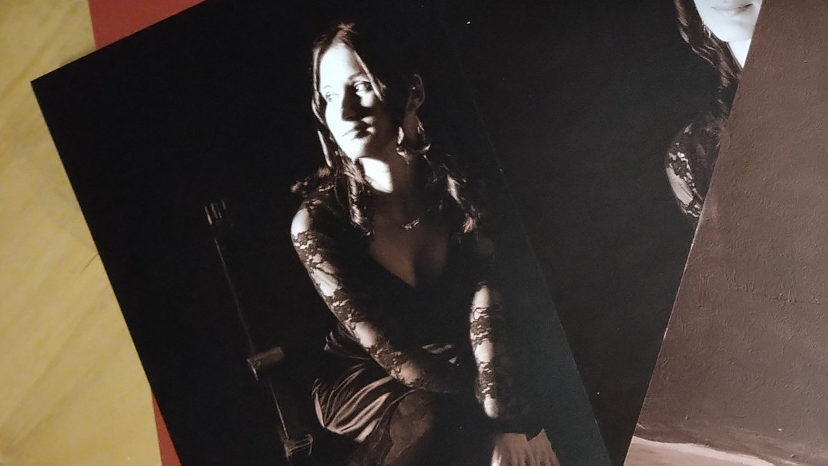 Show ne a cool B&amp;W photo of you