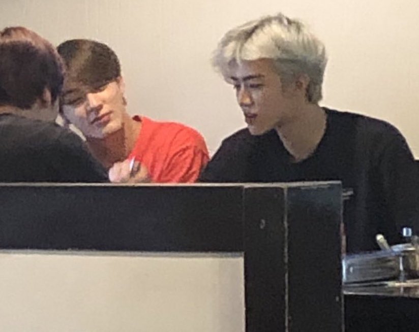 까우 lll tweet media