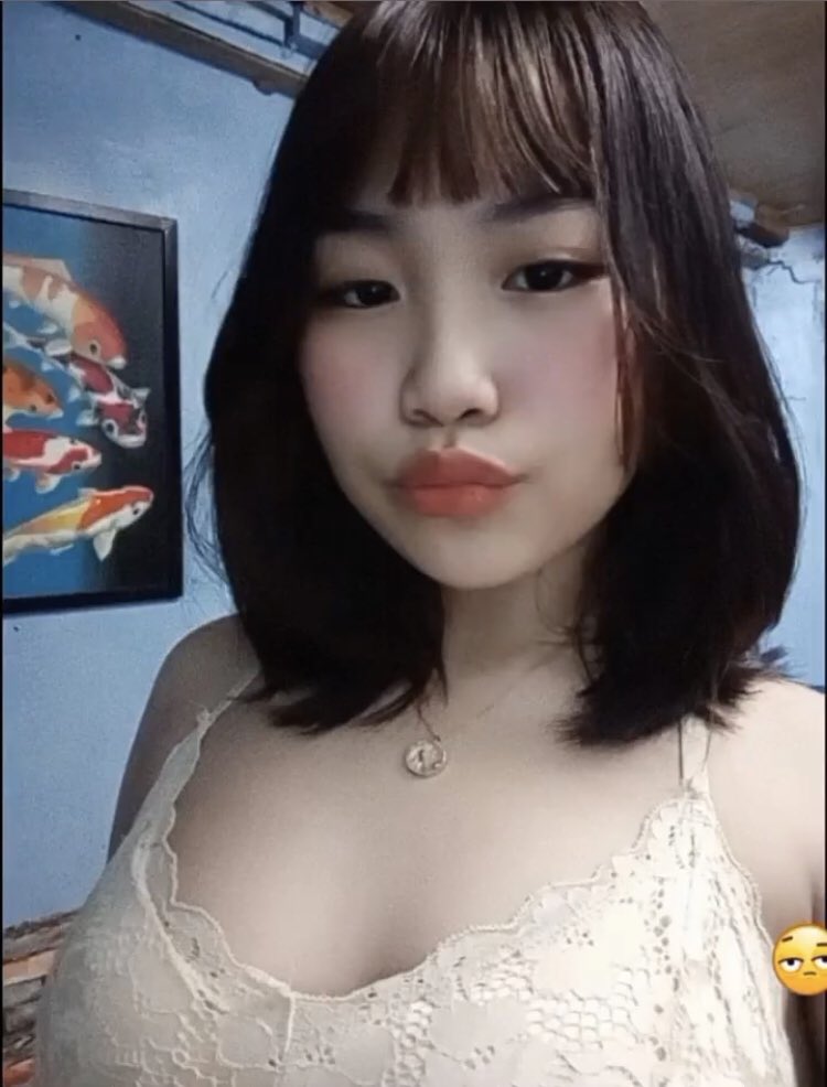 KASHURI10's tweet photo. still free padin tayo ngayon avail nakayo mga babies😋? 
tap ❤️ &amp; retweet if u want free vid

telegram: kashuri_888

Available promo 300php lifetime for premium channel
#alterpinayph #alterpinay #alterworld #VCS #alterbagets #alterphilippines #nsfw_twt #alterpinoy #alterph https://t.co/sC4IUYhlrH