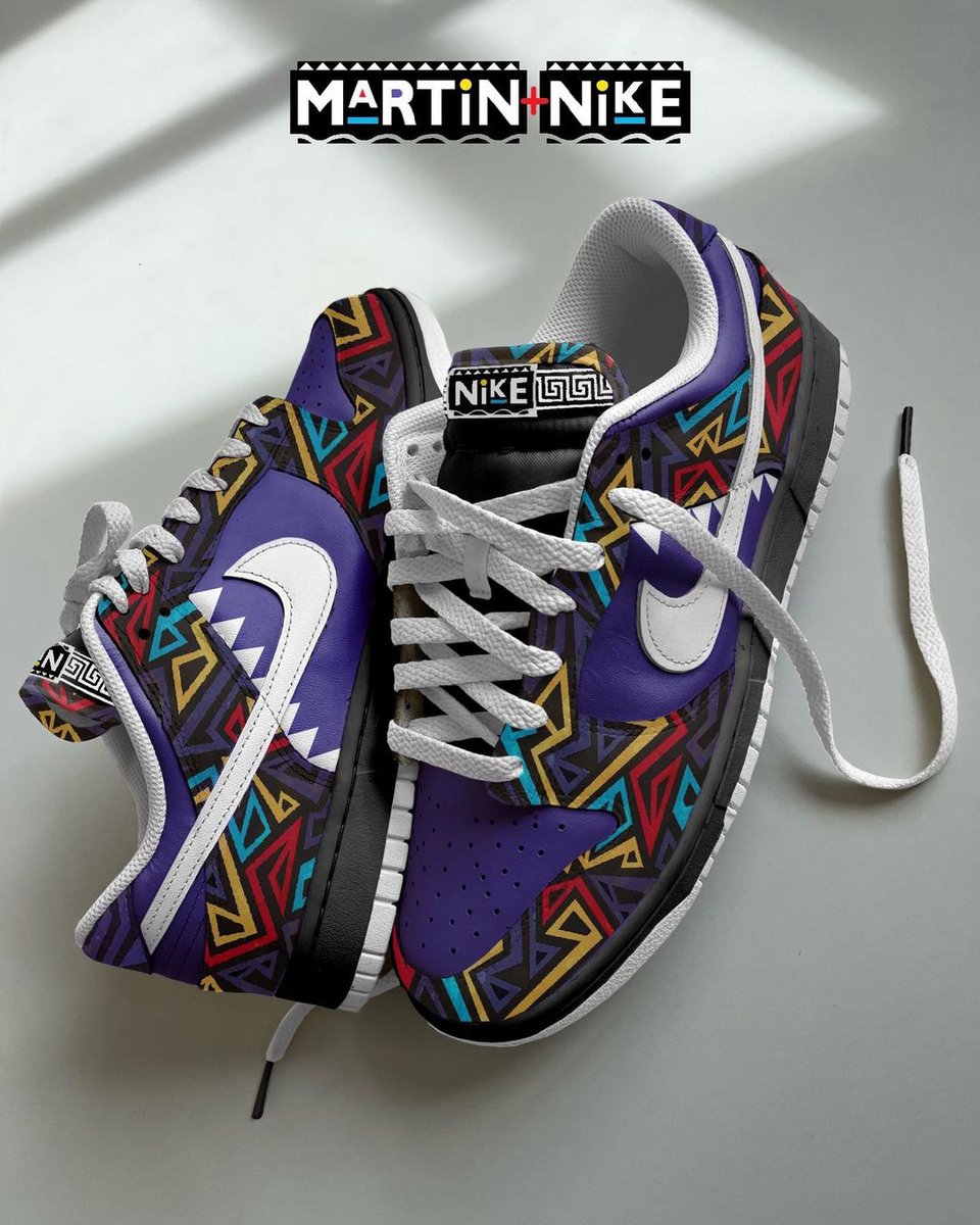 goldenleaps's tweet photo. Martin x Nike Dunk 🔥🔥
#martin #martinlawrence #martymart #martinshow #martinreunion #nike #nikedunk #like #share #follow #custom #customs #customshoes #customsneakers #kickd #shoes #sneakers #design #concept #art #artwork #artist #digitalart #nikeshoes https://t.co/Rguw1qMeTN
