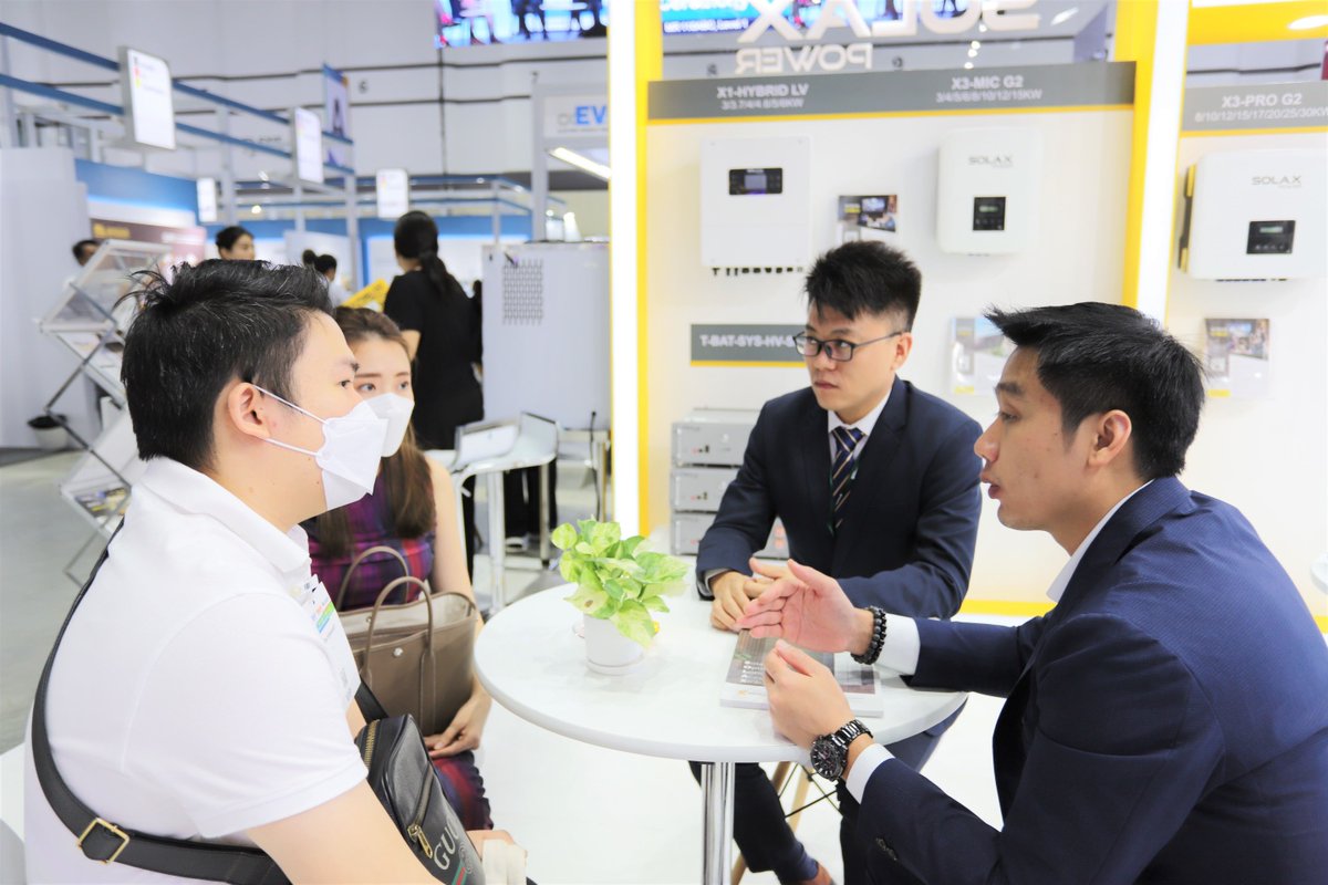 solaxpower's tweet photo. #SolaXExpo at #AseanSustainableEnergyWeek in #Thailand
๐ #SolaX showcase the cutting-edge technology at Booth No. Hall 1, D29. Our new products X1-BOOST G4 & X1-HYBRID LV and our latest stackable battery left people in awe, showcasing our commitment to a sustainable future. https://t.co/J83hkLsvg2
