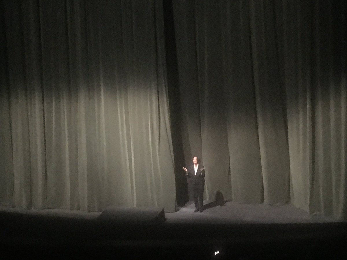 mystic_cat's tweet image. Heras-Casado, Stutzmann, deux nouvelles baguettes à Bayreuth. Deux beaux célébrants du son Bayreuth. Frénétiquement acclamés. On est monté haut dans la narcose sonore. Mais maintenant il faut redescendre.
#Parsifal #Tannhäuser