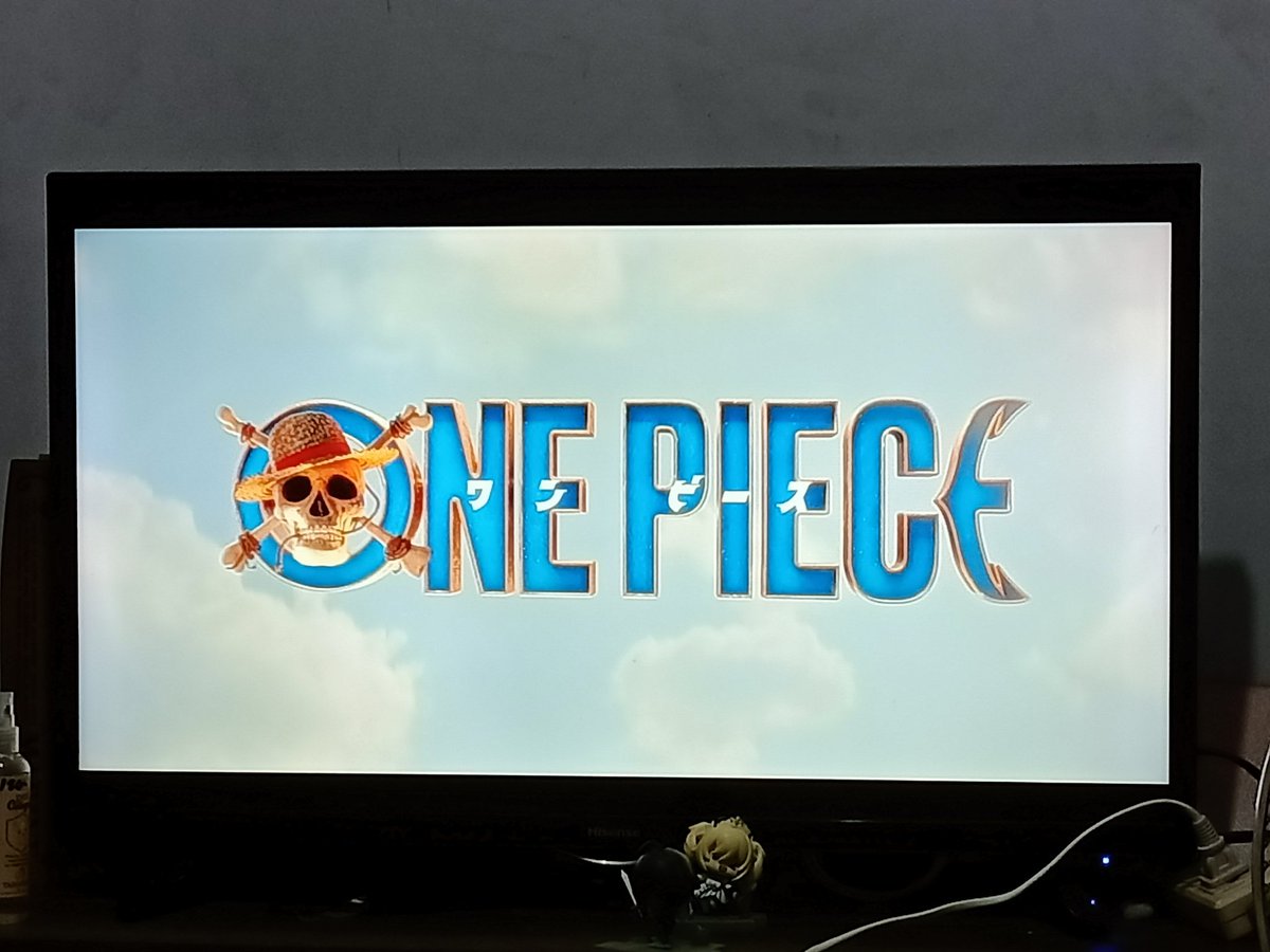 lovellevdeleon's tweet photo. Now watching! ❤️ #OnePieceNetflix https://t.co/cmTRychypE