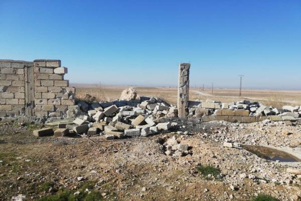 YPJ_Info's tweet photo. 📊 Turkish attacks on #AynIssa in August 2023:
➡️ Alone in this month 4 civilians were martyred, 2 of them were children
➡️ Another four civilians were injuried due to Turkish shellings
👉 #Turkey continues its aggression against North & East #Syria with complete impunity https://t.co/MSIlLHmcCX