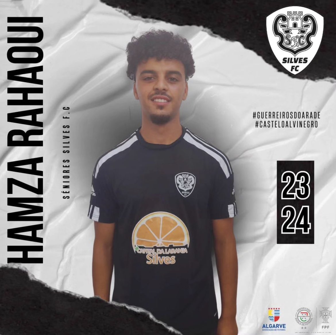 silves_FC's tweet photo. 🇵🇹 Atleta neerlandês de 21 anos, meio campista com formação feita no FC Volendam, na época anterior representou o ODIN'59 na Derde Division e vem juntar-se ao nosso grupo para ajudar na nossa caminhada.

 *Hamza Rahaoui* 

#GuerreirosdoArade
#CasteloAlvinegro
#8300PT https://t.co/FjfM98MvhC