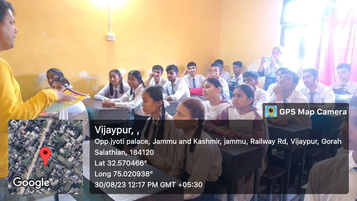 JammuUlb's tweet photo. An #IEC team of MC #vijaypur conducted #workshops on #SourceSegregation and processing of #Dry & #wet waste with the #students of #Vaid Hr sec #school at MC #vijaypur ward no.05.
@MoHUA_India @SwachhBharatGov @md_sbm @OfficeOfLGJandK @RoopaMishra77 @mission_sbm https://t.co/QOX30XhROV