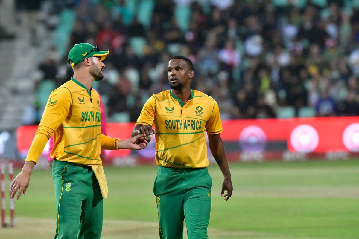 Titans_Cricket's tweet photo. Lizaad Williams was the leader of the attack last night for the Proteas against Australia.
Listen to his story here: https://t.co/940ByHFYsE ๐
#SkyBlues | #WhereLegends https://t.co/YjHibLVUl5