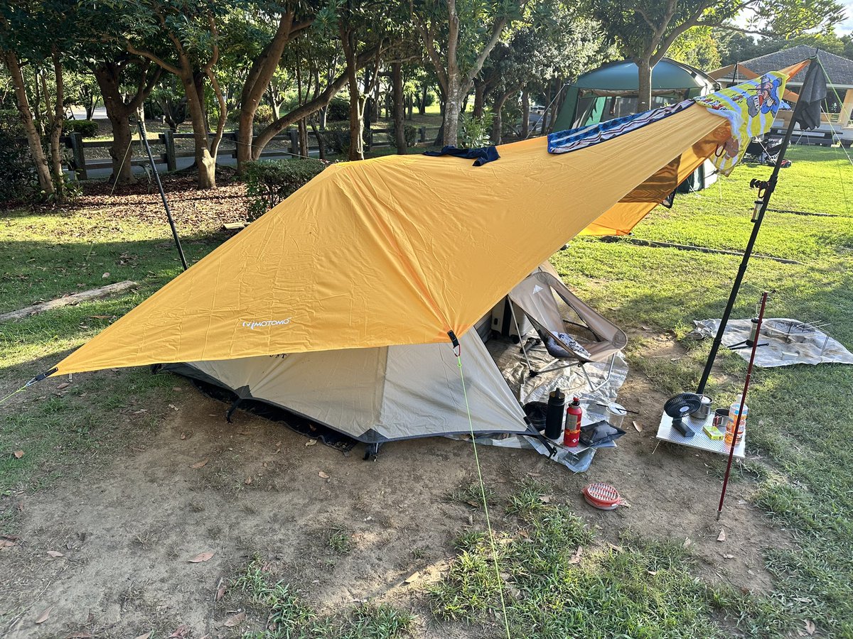 campv_noyn's tweet photo. 若洲公園の2回目はソロだったので小川張。
初めて五角形タープを使用してみた。
パンダTCのシルスみたいな感じでちょうどいい。
荷物容量減らしたいので、もうソロの時はこれでいいや。
オレンジしか売ってないのがネックだけど……。
#ソロキャンプ　#若洲公園　#campv https://t.co/QBP98u1b9o