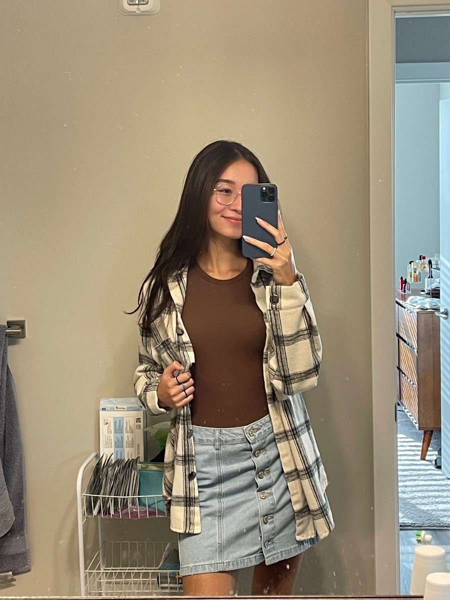 Goddessvinsin's tweet photo. Face reveal 😇 Spending tomorrow till Saturday in NYC, who wants to do a cash meet? 🥰 tribute $25 to my cashapp for serious inquiries so I know you’re serious

cashcow findom paypig walletdrain humanATM cashmeet sugardaddy sugarbaby https://t.co/gCvhhPT4ST