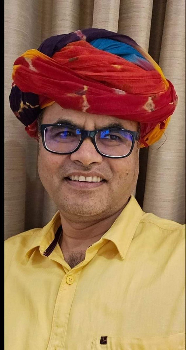 Krishandiwana85's tweet photo. हम सब के प्रेरणा स्त्रोत @DevprakasMeena जी (एडिशनल कमिश्नर,IRS) सर जी को प्रकृति अवतरण दिवस हार्दिक जोहार एवं शुभकामनाएं 🙏🏻🙏🏻💐💐🎂🎂🎊🎊💕💕🎉🎉🎈🎈🎁🎁 
#devprakashmeenairs
#meena https://t.co/WrZBpU7uL7