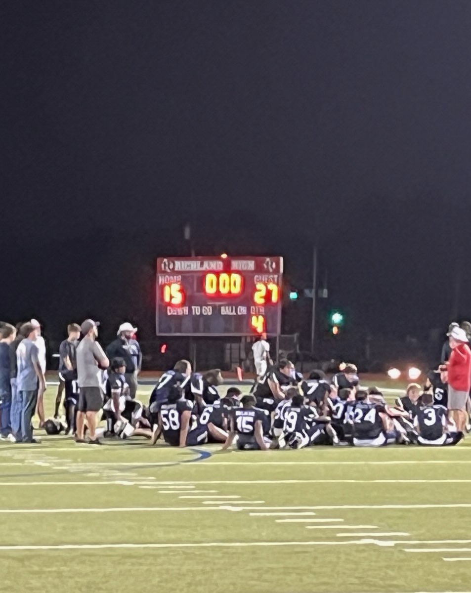 Coach Gilbert 2.0 (@coach_gilbert_2) on Twitter photo The JV Black team starts off the season 2-0 with a great win against Richland!
Proud of the way our kids competed all game long #HaltomFamily
<a href="/Coach_JWTucker/">Coach Tucker - Haltom</a> <a href="/HHSBuffNation/">Haltom High Buff Nation</a> The JV Black team starts off the season 2-0 with a great win against Richland!
Proud of the way our kids competed all game long #HaltomFamily
<a href="/Coach_JWTucker/">Coach Tucker - Haltom</a> <a href="/HHSBuffNation/">Haltom High Buff Nation</a>