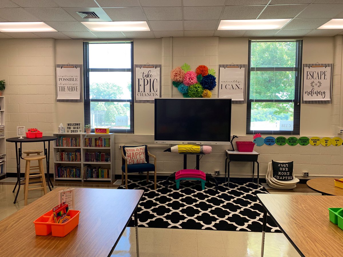 Ashley Hayes tweet media