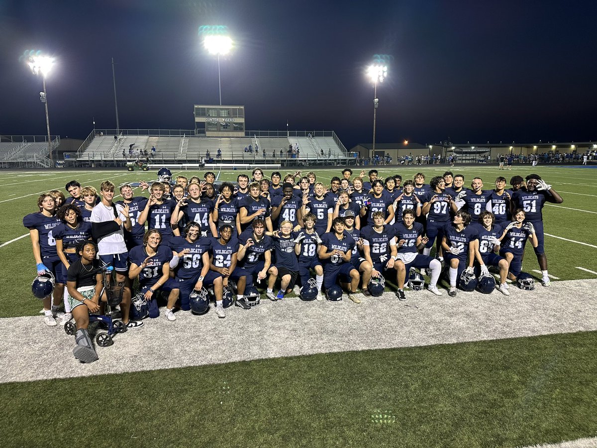 The Grove’s JV came to play!  Took the field and slugged it out with Gunter.  In the end, the Wildcats were standing tall.  Great day for our JV!  Proud of these guys!