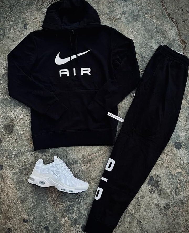 Nikee1_'s tweet photo. Nike https://t.co/BKk3drwFFz