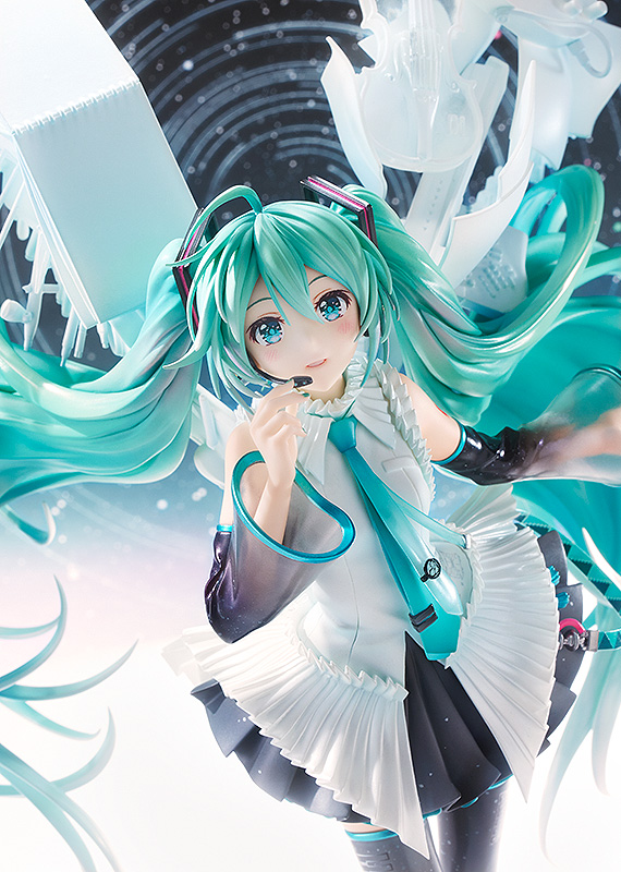 Presenting Hatsune Miku: Happy 16th Birthday Ver., a new 1/7 scale