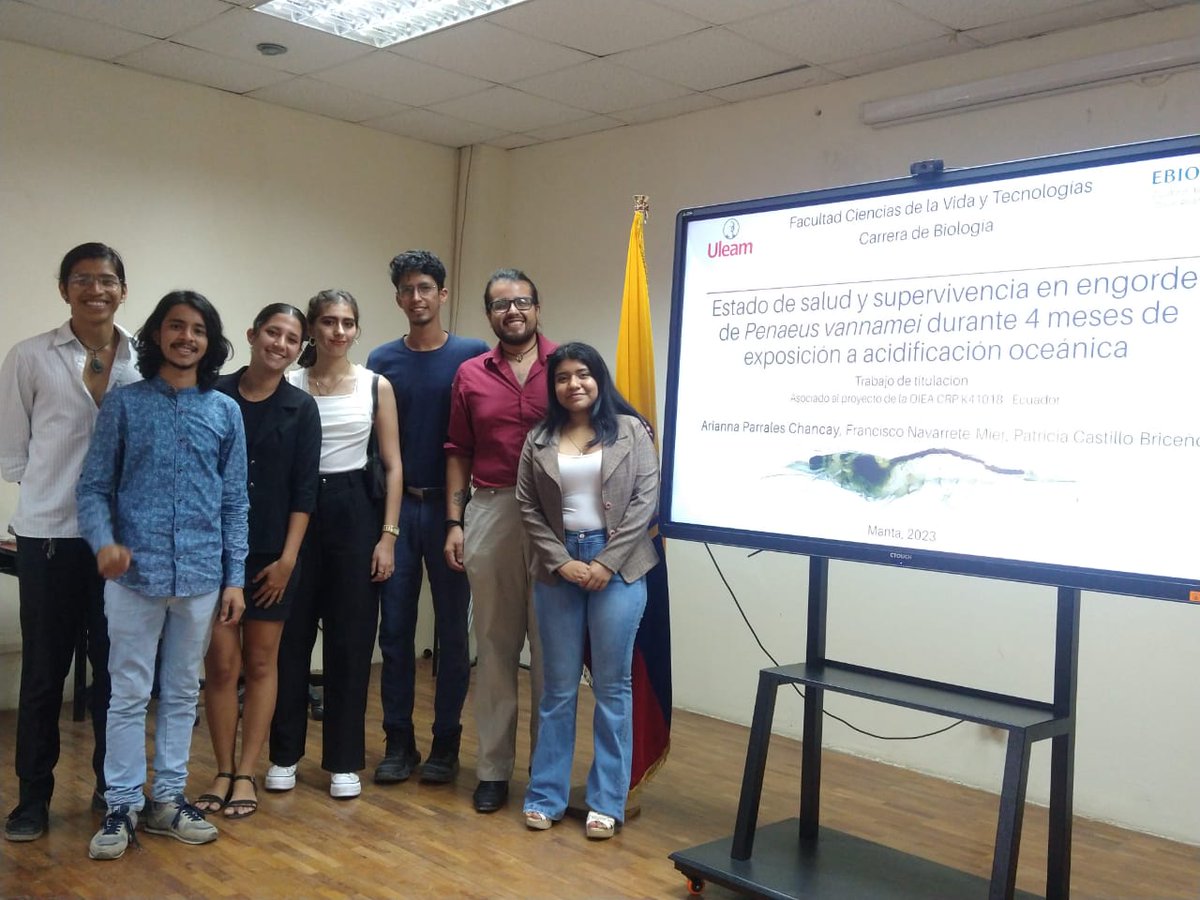 F_NavarreteMier's tweet photo. Arianna Parrales  @SciArii23 se unió al grupo #EBIOAC desde el primer año de su carrera. Hoy, con un trabajo de altísima calidad, ha obtenido su titulo de Bióloga 🦐🌊.  Una pena no haber podido acompañarte. 

Felicidades colega!! https://t.co/e5UKOVXZWL