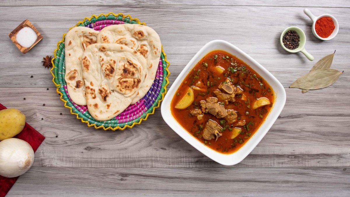 Chicken 🍗 Curry 🍛 and Butter 🧈 Naan 🫓!!

#food #foodie #lunch #dinner #breakfast #foodblogger #foodinfluencer #restaurants #restaurantfood #yummy #foodphotography #foodies #foodpics #foodpic