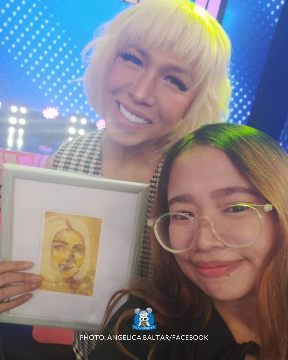 BeAnINQUIRER's tweet photo. UNKABOGABLE ANG ART STYLE 🎨💕

LOOK: A talented artist from Naic, Cavite, took to an online art community to share the unique portrait painting she gave to comedian-host Vice Ganda during her visit to the latter’s variety show.

📸: Angelica Baltar/Facebook | @edlyrandioINQ https://t.co/5rbtRRWxKd