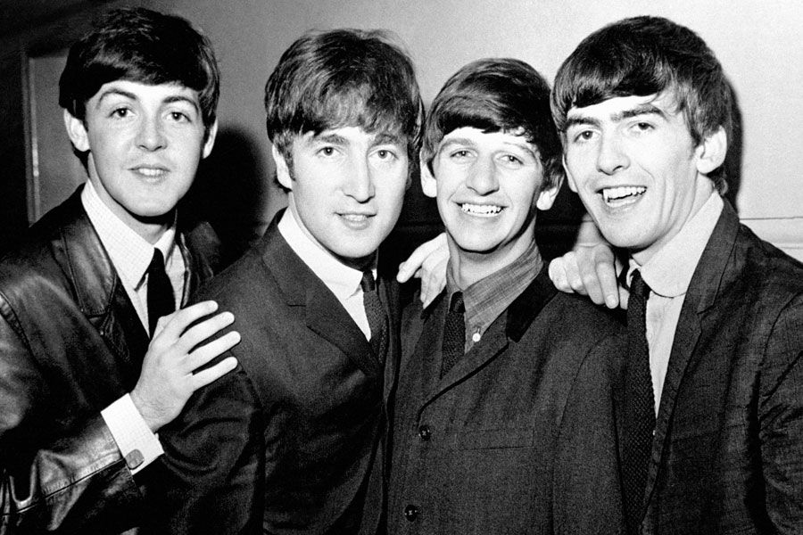 crockpics's tweet photo. The Beatles, 1963. https://t.co/bBE6TdHoji