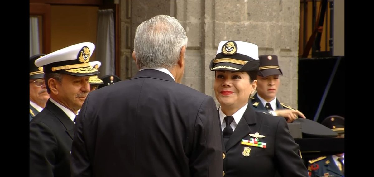 MarioBerha's tweet photo. A mi amigo lo atropellaron y la aseguradora @HDISegurosMex no se hace responsable de los gastos derivados al siniestro. Una señora llamada Eugenia Pina fue quien contrató este seguro y no se hace responsable ni aparece. ¿Me ayudan con un RT y difundir? Dejo fotos del accidente... https://t.co/VN0Iq4QFdJ
