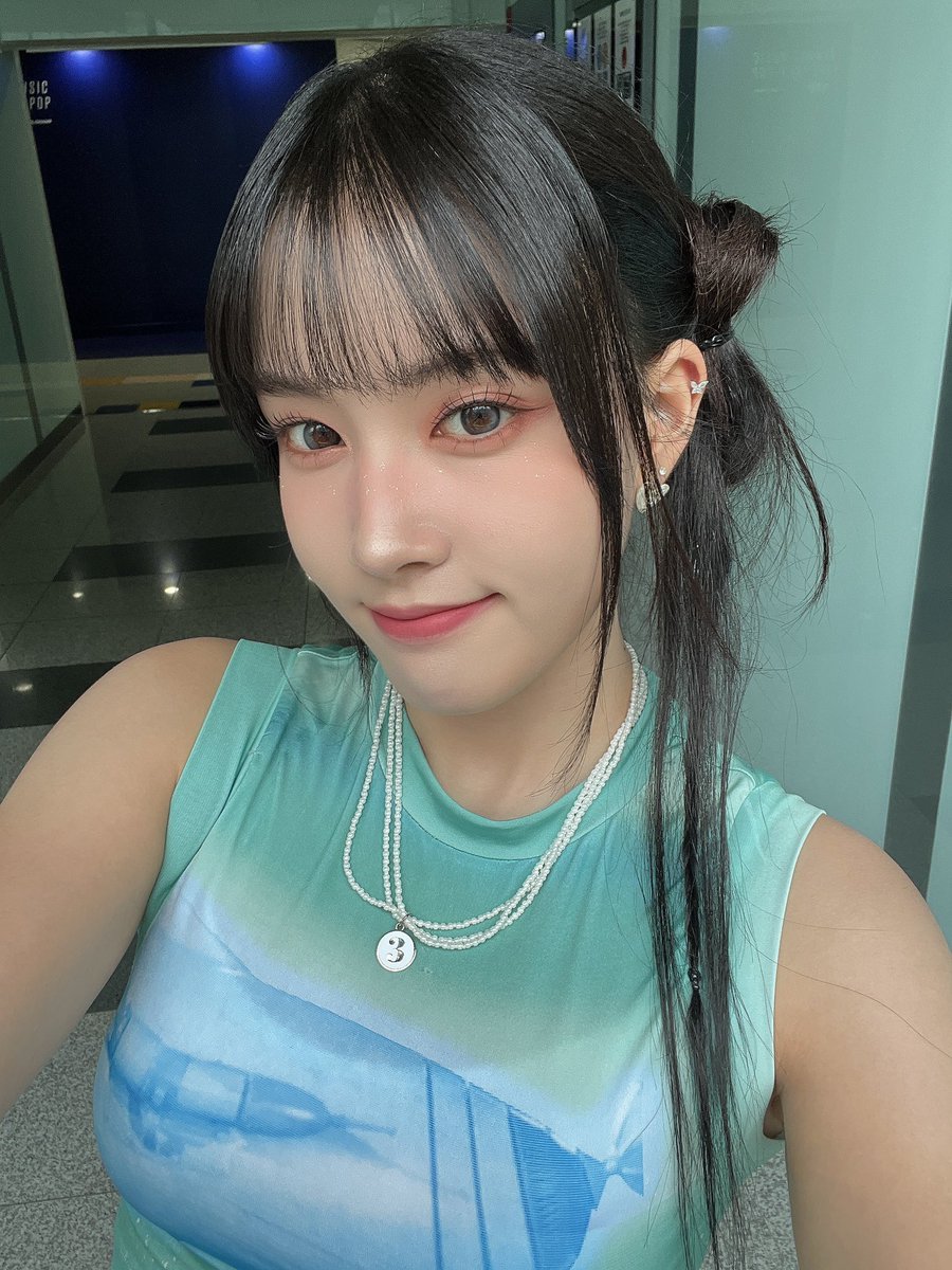 STAYC_talk's tweet photo. 🐯💬
오늘 하루도 파이팅이야😆
스윗들😘😘

#STAYC #스테이씨 #Yoon #윤 https://t.co/nf0XD8OKcL